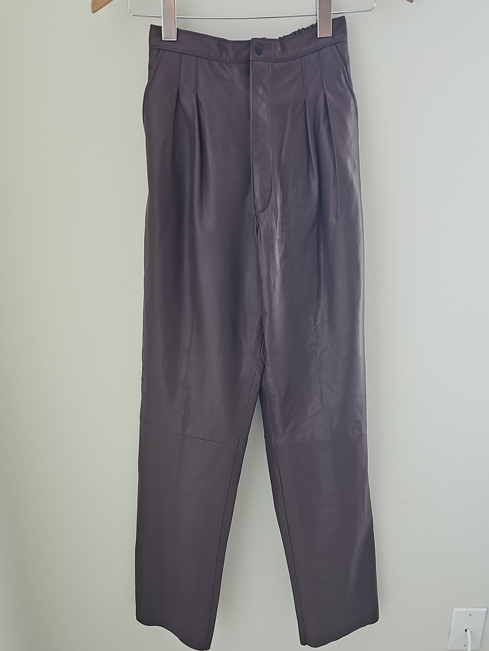 Vintage Pleated Leather Trousers Womens Size 8 Brown High Waist Tapered USA Made